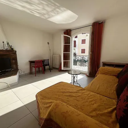 Duplex A Port Avec Balcons Et Parking - Fr-1-868-15 شقة