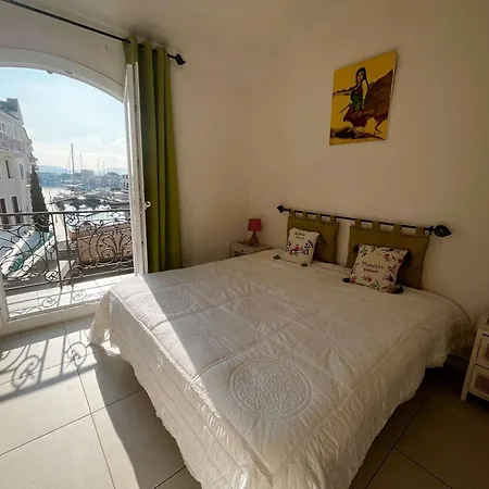شقة Duplex A Port Avec Balcons Et Parking - Fr-1-868-15