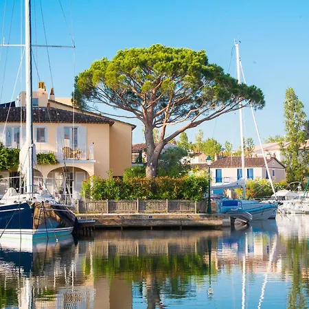 Διαμέρισμα Duplex A Port Avec Balcons Et Parking - Fr-1-868-15 Grimaud