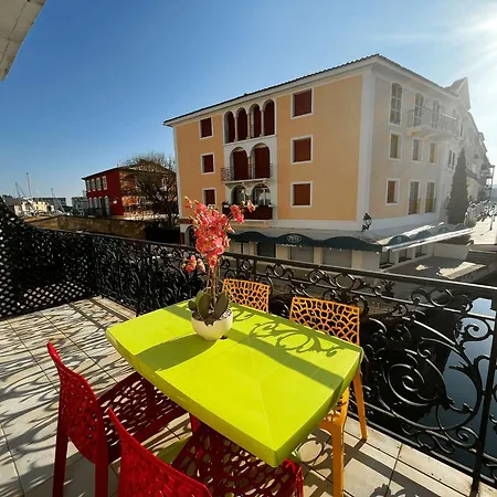 Duplex A Port Avec Balcons Et Parking - Fr-1-868-15 شقة