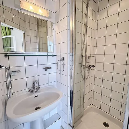 Διαμέρισμα Duplex A Port Avec Balcons Et Parking - Fr-1-868-15 Grimaud